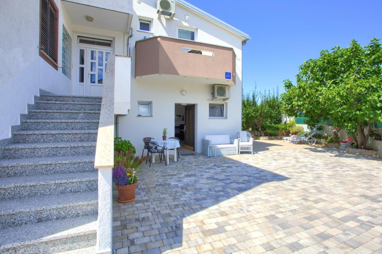 קרק Apartment Nena מראה חיצוני תמונה