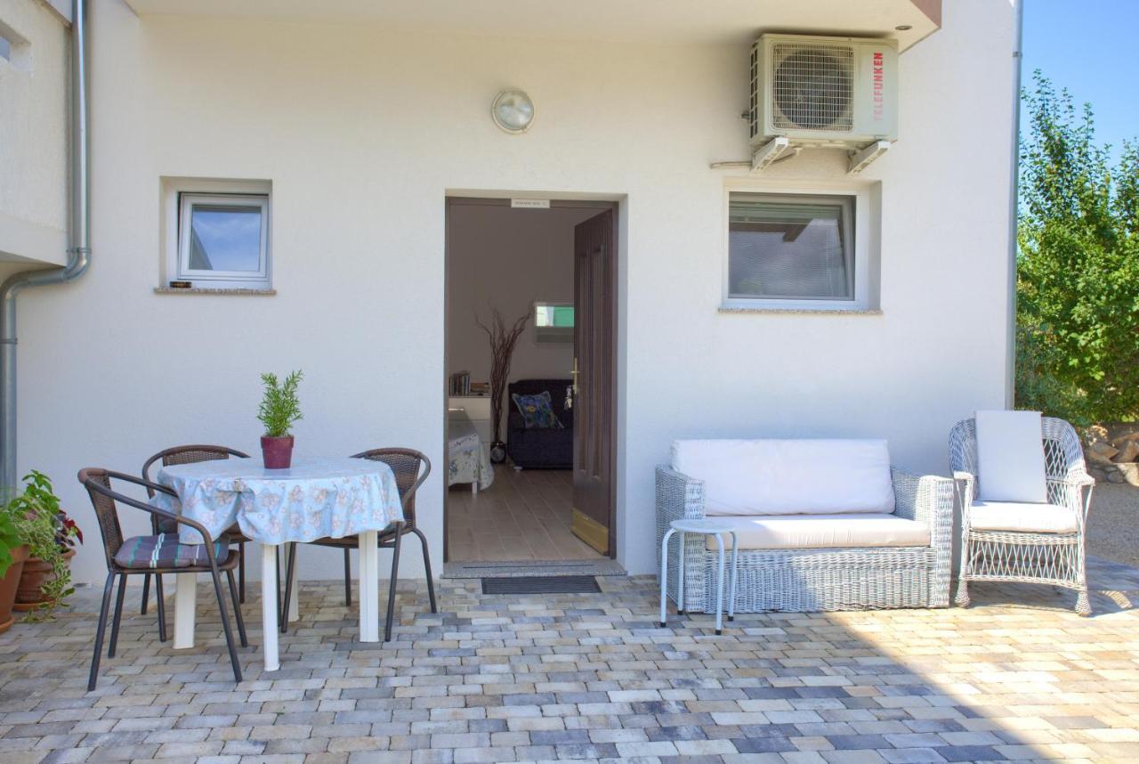 קרק Apartment Nena מראה חיצוני תמונה