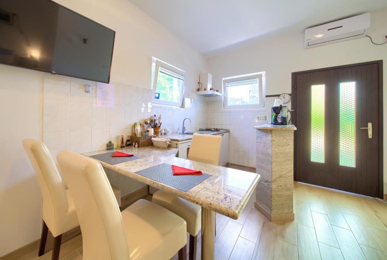 קרק Apartment Nena מראה חיצוני תמונה